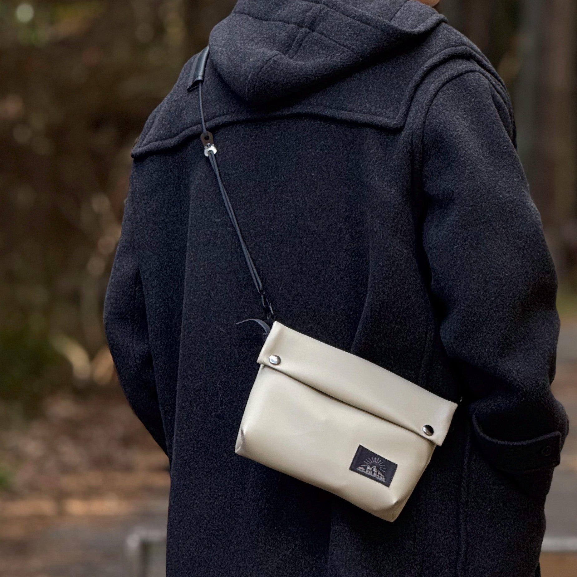 Mini Shoulder Bag｜車内装アップサイクル 日本製ミニショルダーバッグ