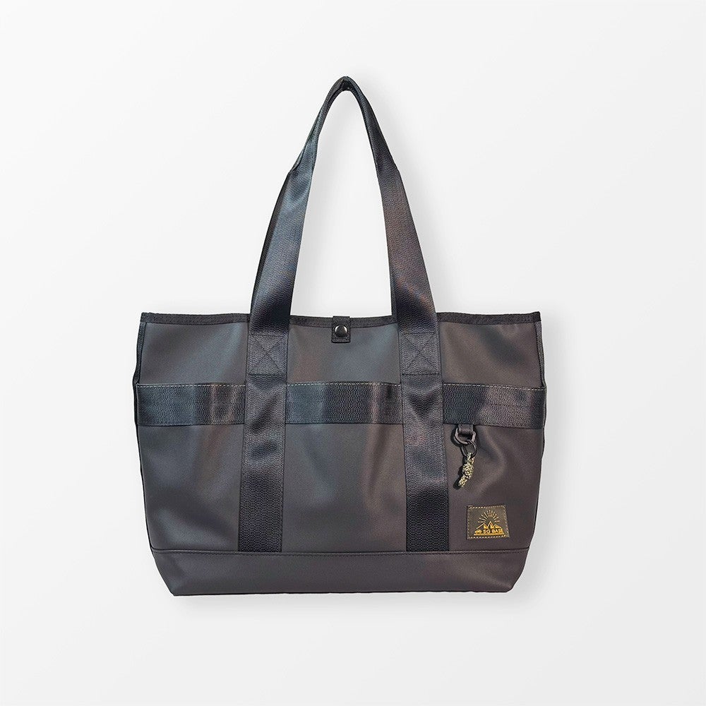 アップサイクル トートバッグ｜車内装・シートベルト素材のアウトドア